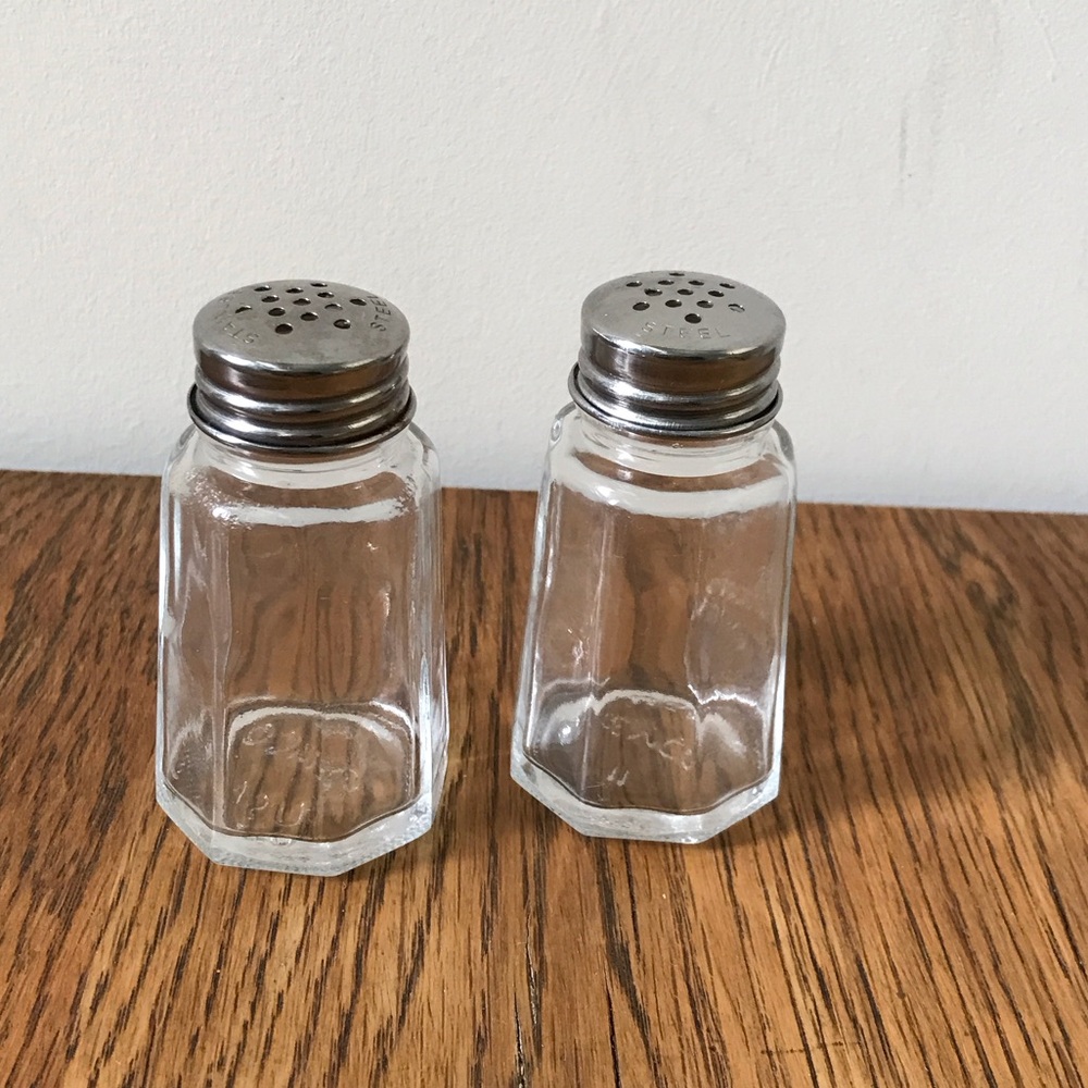 Gemco USA glass salt and pepper shakers 3”